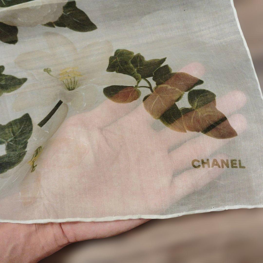【美品】CHANEL スカーフ 薄手 花柄