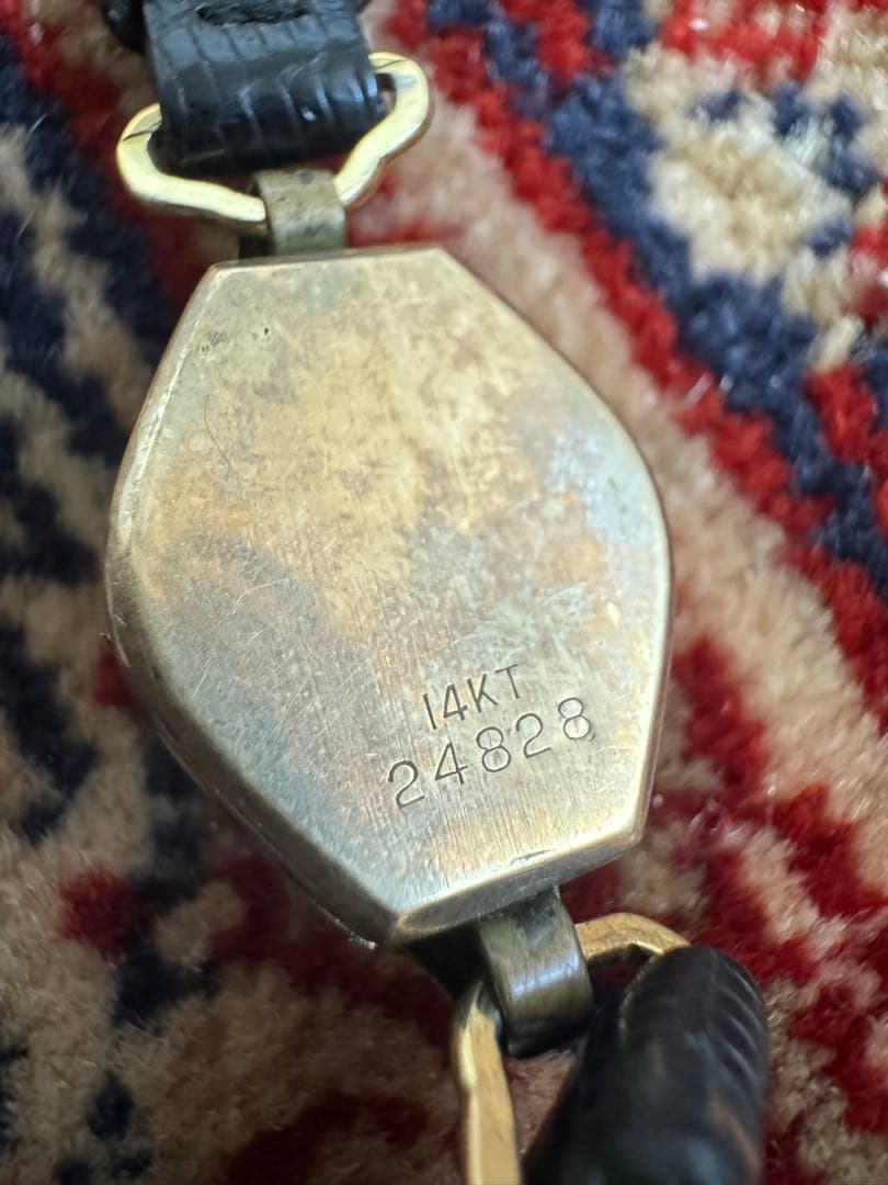 Buwog 14K 手巻き時計 ブラックレザー