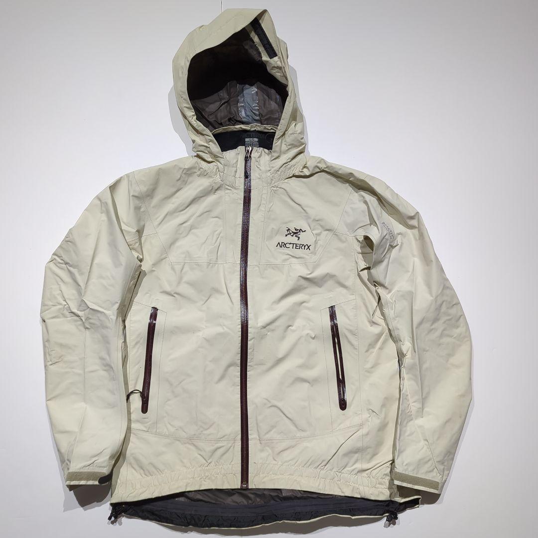 ARC'TERYX BETA SL 中国製 ホワイト レディース Lサイズ