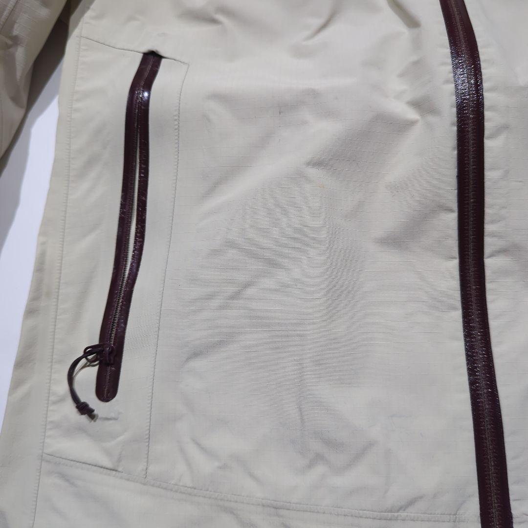 ARC'TERYX BETA SL 中国製 ホワイト レディース Lサイズ