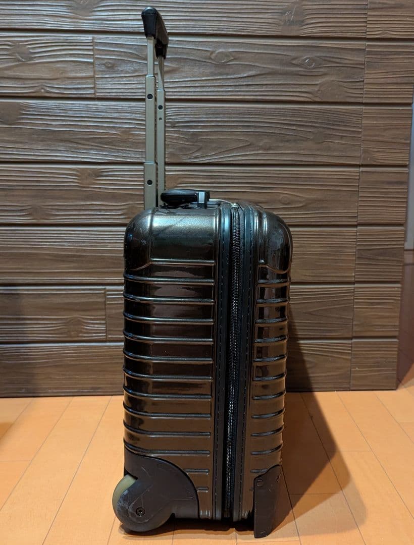 myumyu RIMOWA リモワ サルサデラックスビジネス 2輪 25L