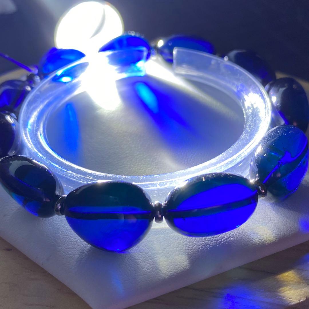 綺麗❣️リトアニア産琥珀♡サファイアブルーアンバーブレスレット