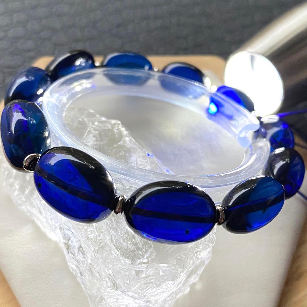 綺麗❣️リトアニア産琥珀♡サファイアブルーアンバーブレスレット