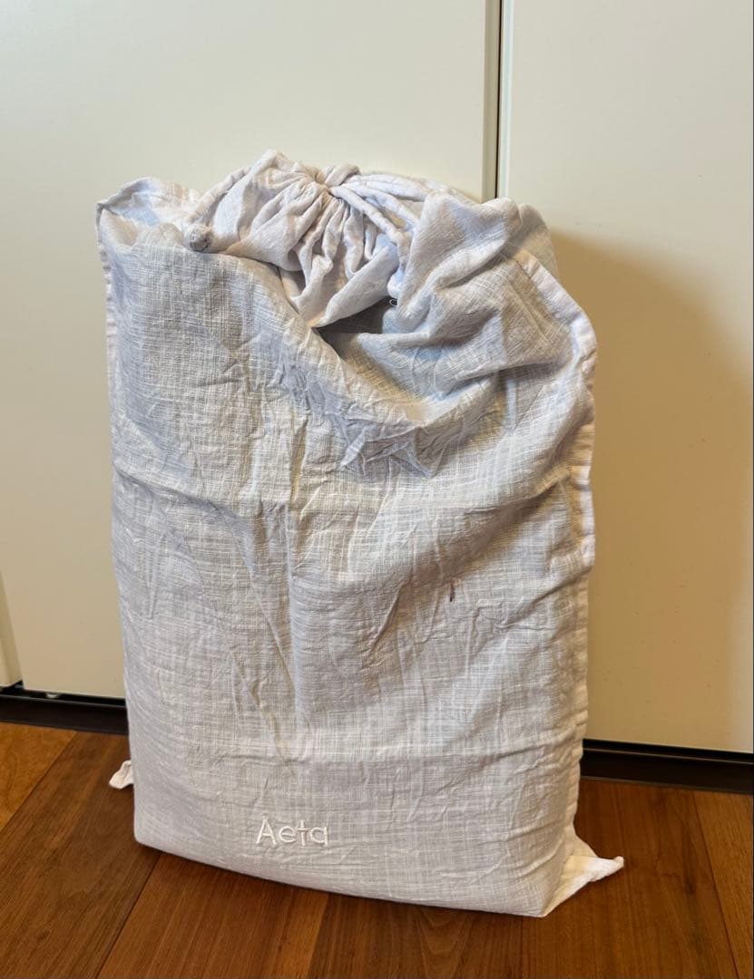 Aeta ショルダーバッグ　ブラウン　シボ革