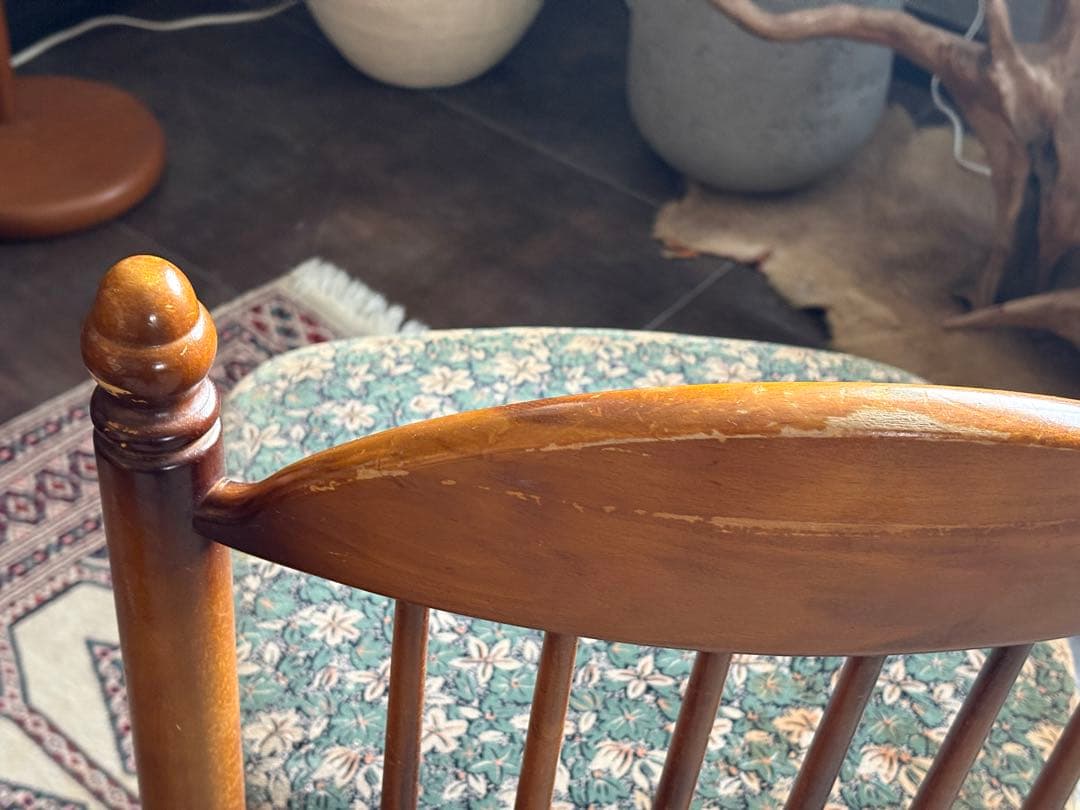 karimoku　カリモク　コロニアル　ダイニングチェア　木製チェア　IZ