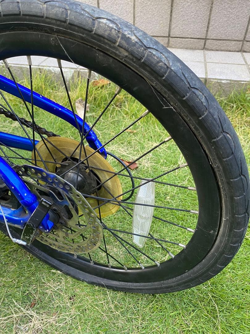 折りたたみ自転車 青と黒 アルミフレーム