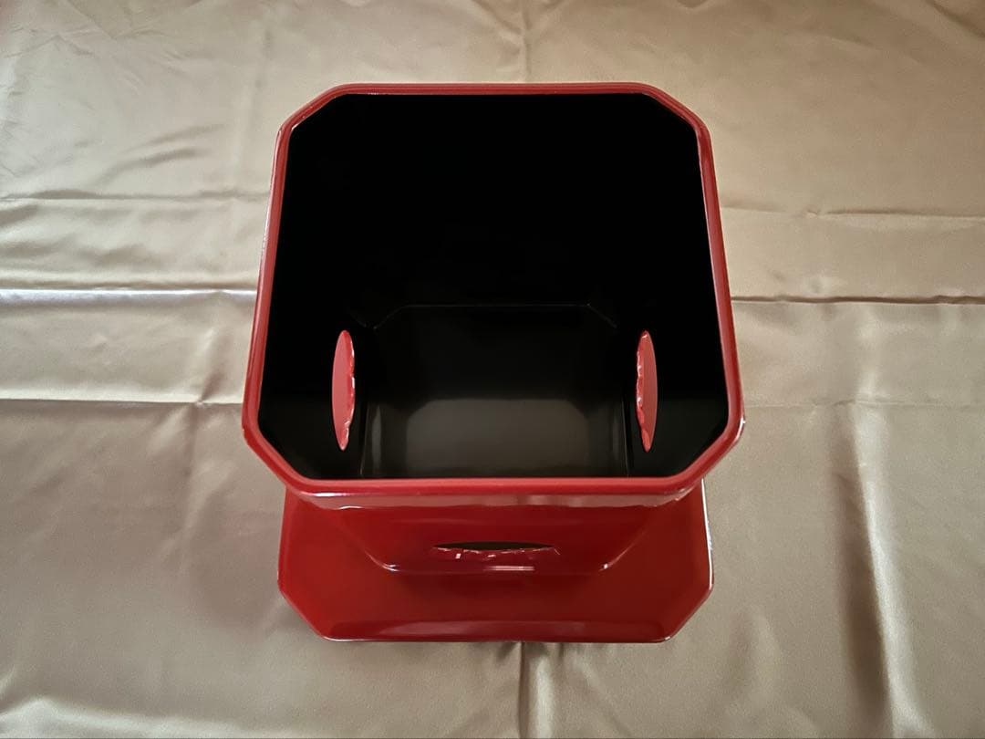 川連漆器の朱　8寸三宝