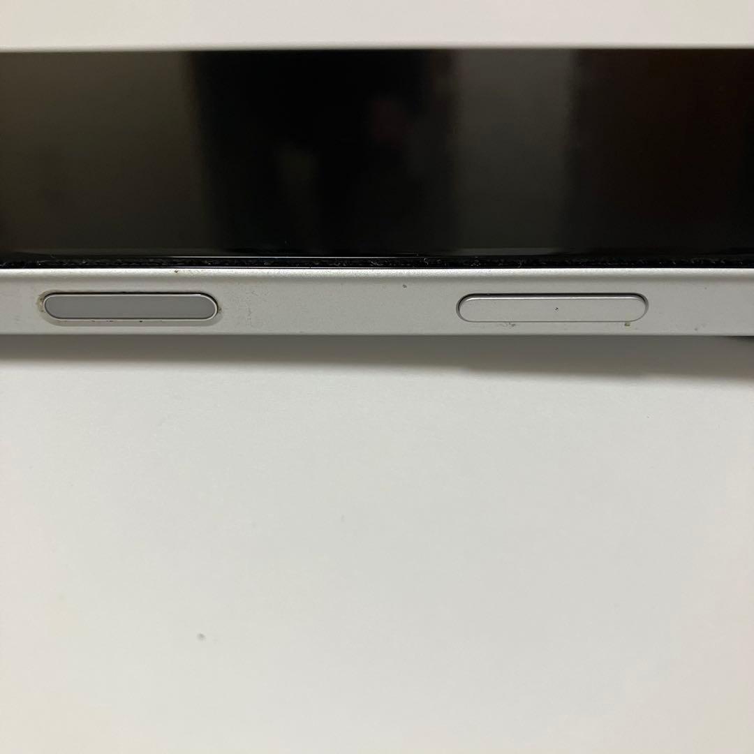 【美品】iPhone16 256GB ホワイト　スマホ　simフリー