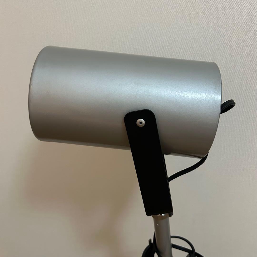 innovator イノベーター フロア スポットライト 移動式