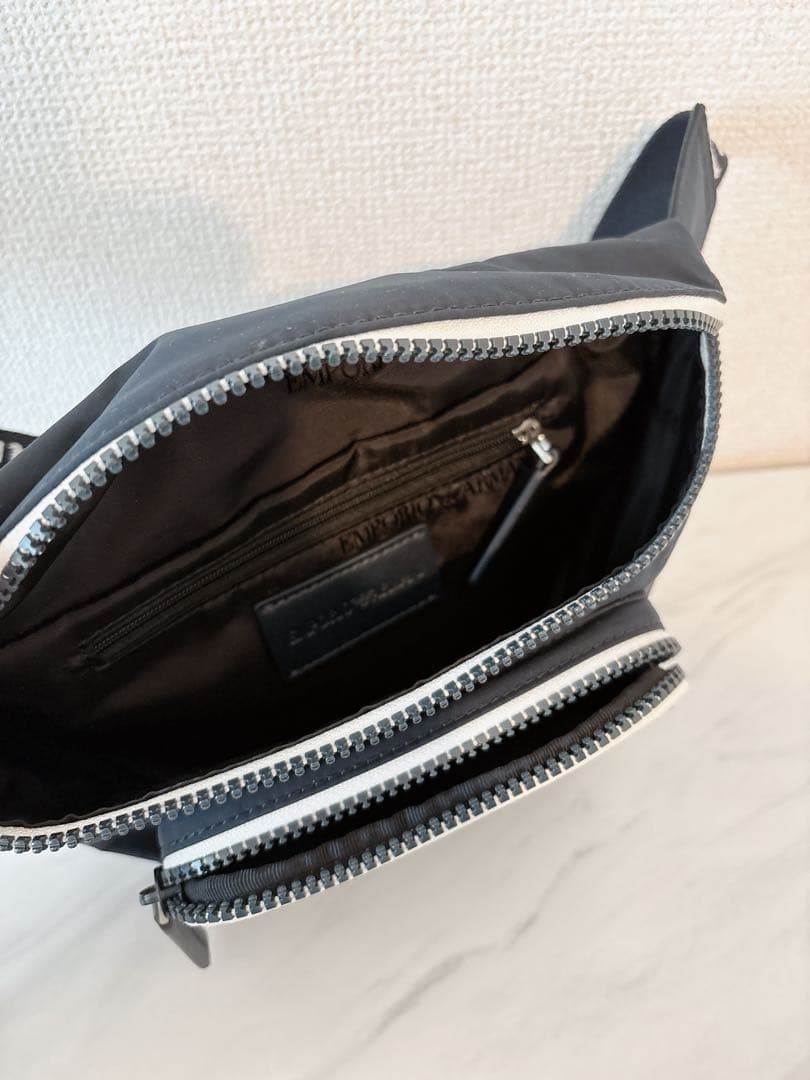 EMPORIO ARMANI ボディバッグ ネイビー
