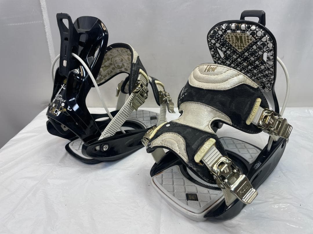 ◆ スノーボード バインディング Flow Essence [M] スノボ