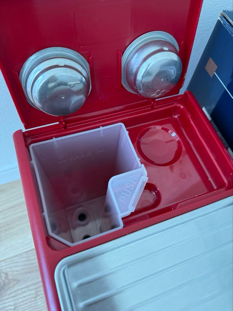 DeLonghi ECP3220J エスプレッソマシン レッド