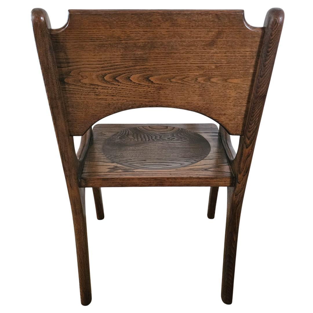 木製 アーム付き ダイニングチェア② 板座 座ぐり くり抜きデザイン 椅子