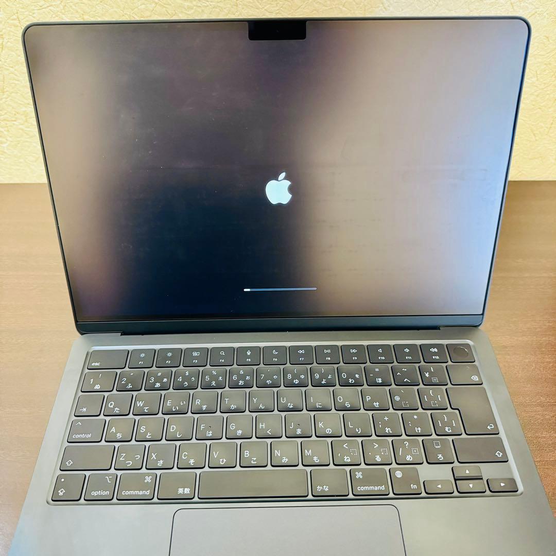 13インチ MacBook Air M2 8G 256G ミッドナイト 元箱つき