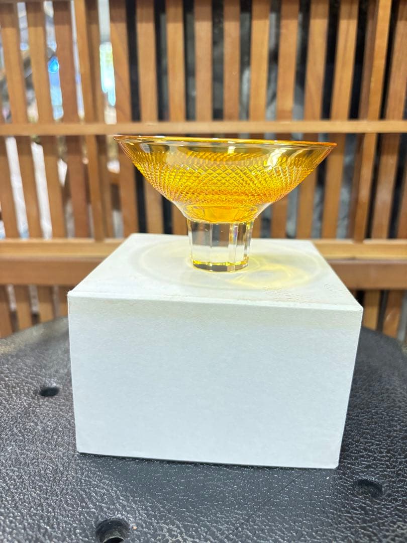 超美品 江戸被切子 二代 岳茂 作品ダイヤモンドカット 黄色 激安投売り