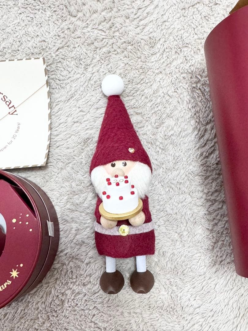 ノルディカニッセ 20th Anniversary ケーキを持ったサンタ