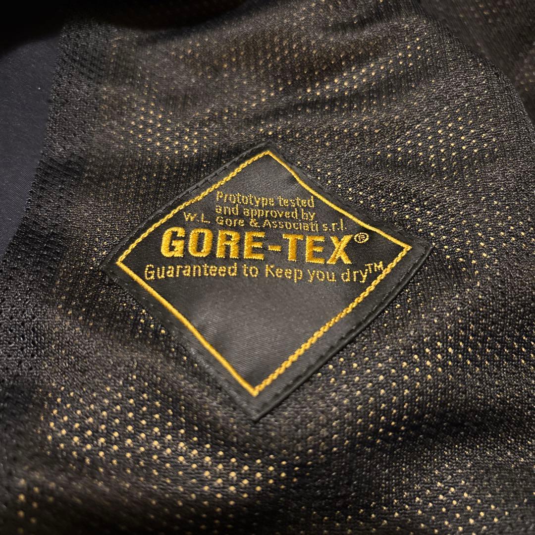 【しまむら】PRADA SPORT フルジップジャケット