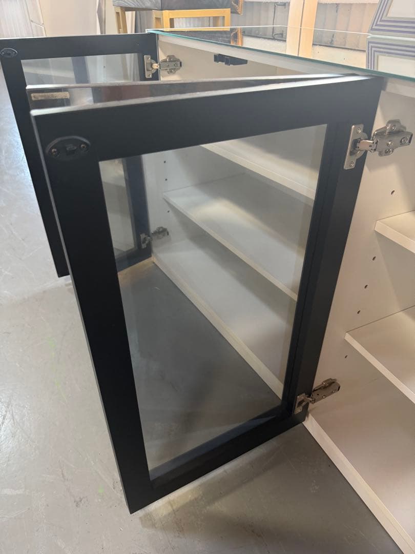 ハーフミラーキャビネットLiving houses