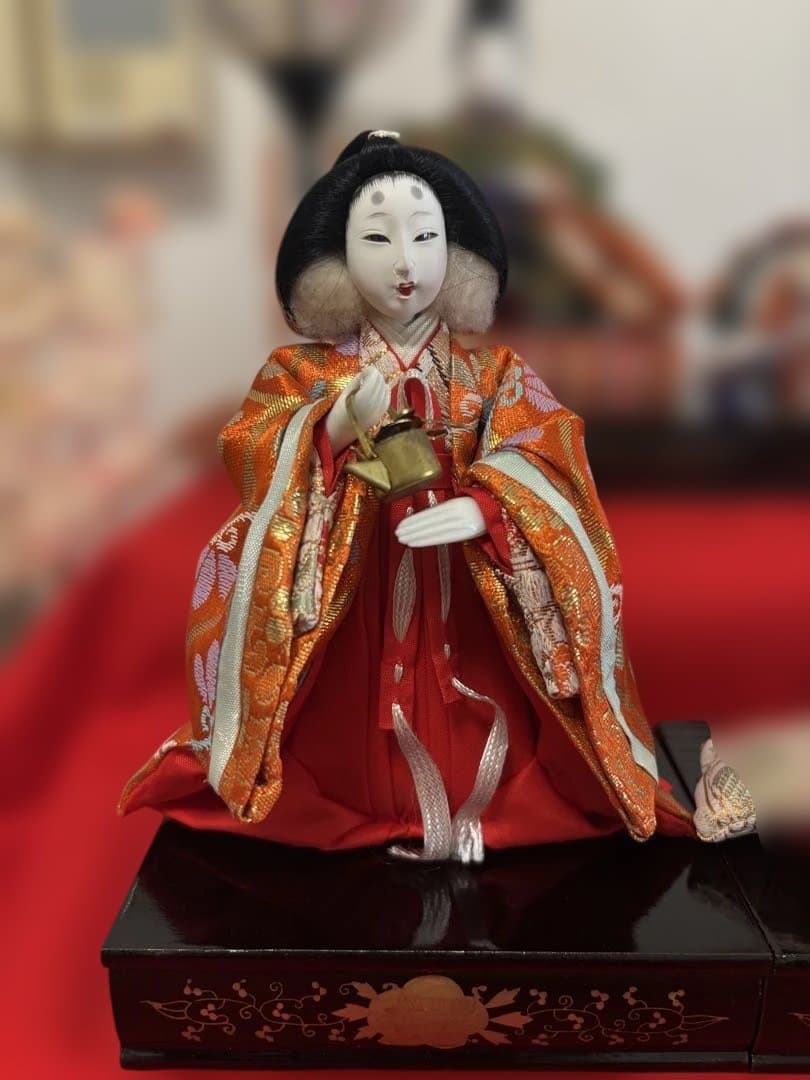 60年以上前のお雛様二段飾り