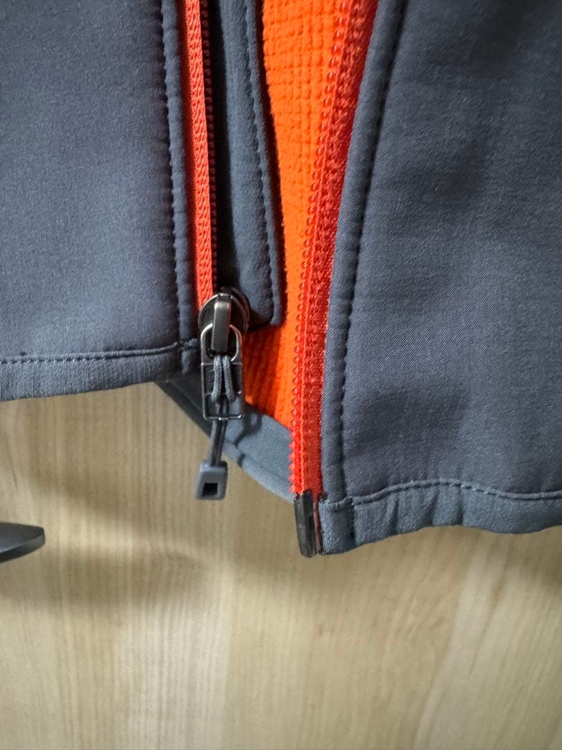 patagonia フルジップ アウトドアジャケット