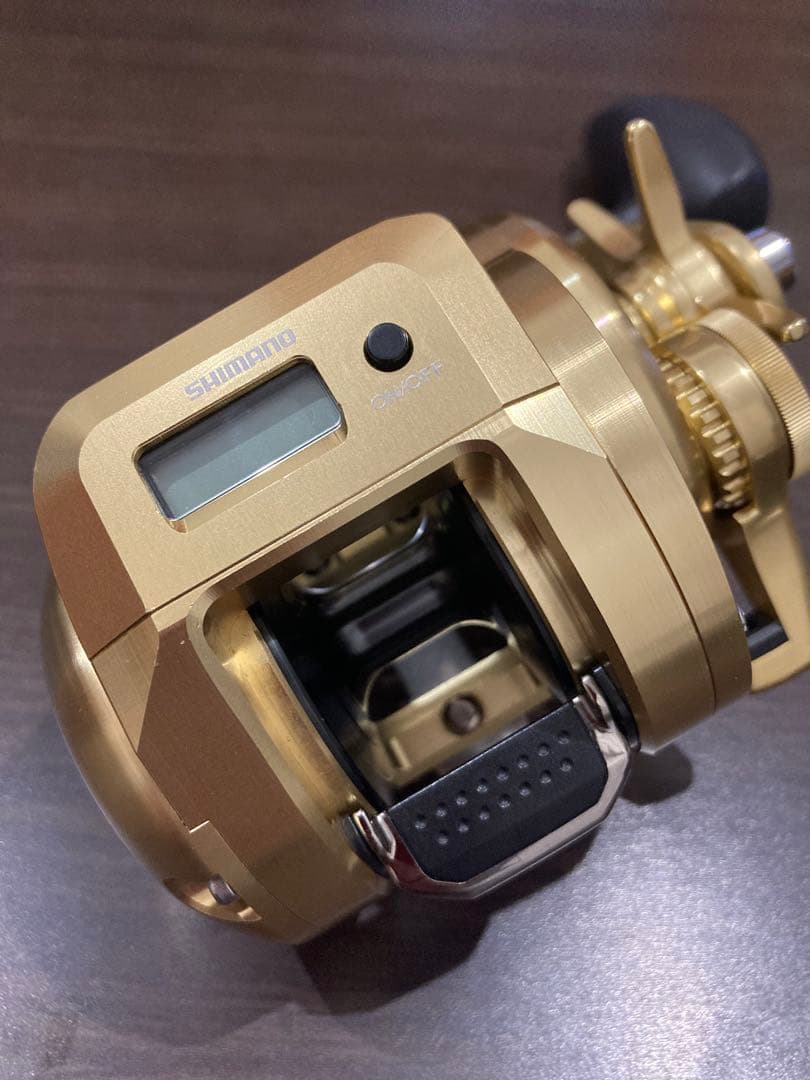 極美品18オシアコンクエストCT 300HG シマノ