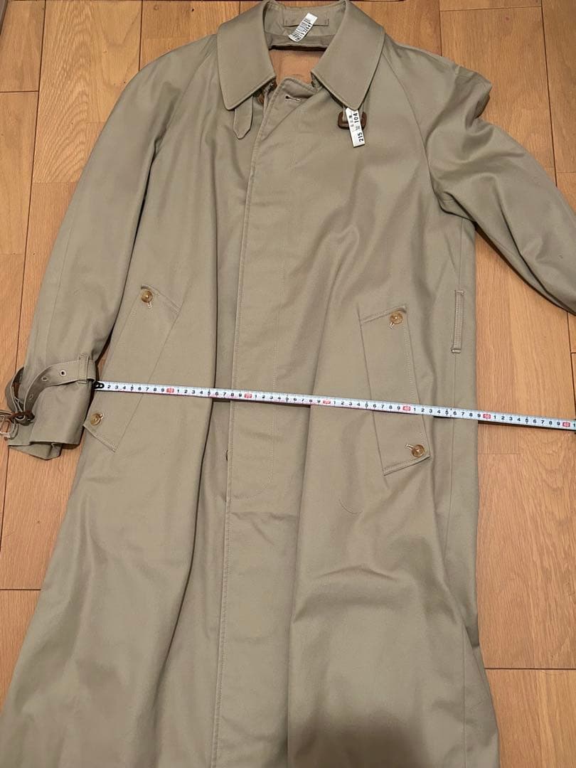 【英国製　値下済】ビンテージ　クリーニング済Aquascutumトレンチコート