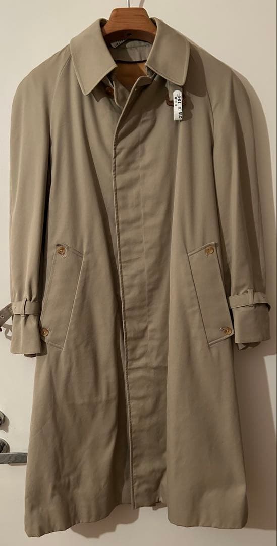 【英国製　値下済】ビンテージ　クリーニング済Aquascutumトレンチコート