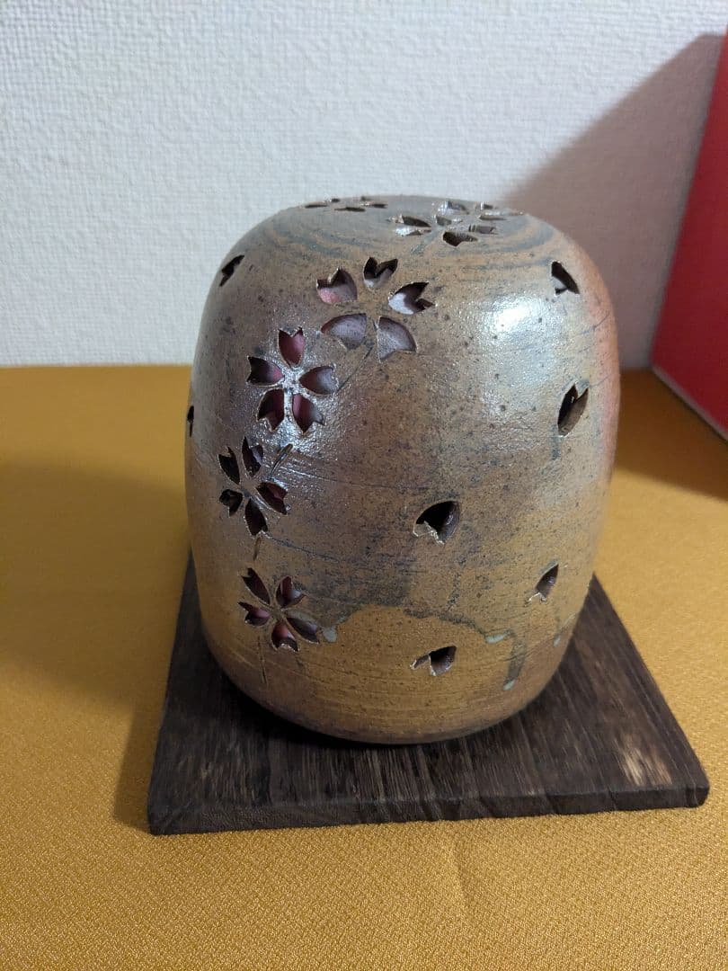 「灯りとり　桜　」笠間焼き