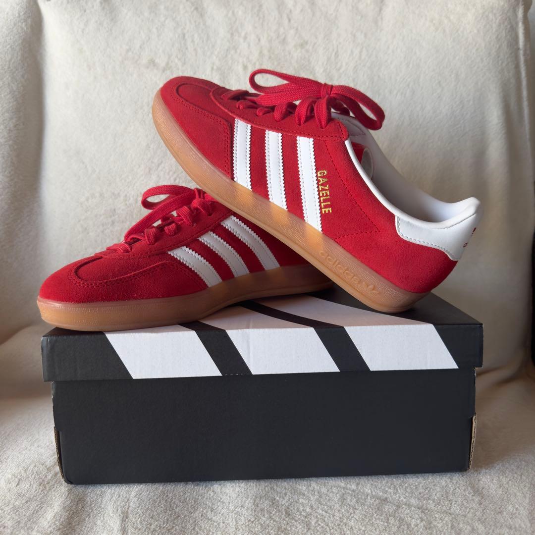 adidas Gazelle レッド/ホワイト スニーカー