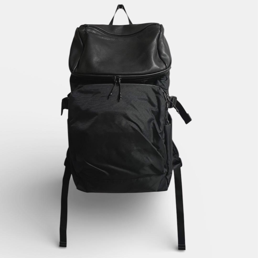 BURLAPOUTFITTER×earレザーフラップジップリュック　イアパピヨネ