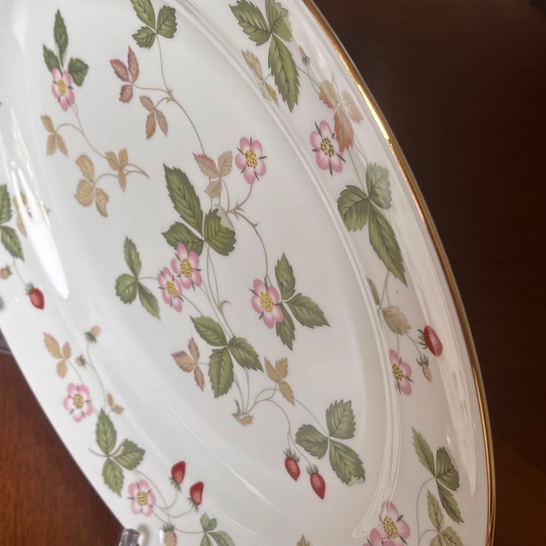 【美品】英国製　ウェッジウッド★ワイルドストロベリー★オーバルパーティプレート②