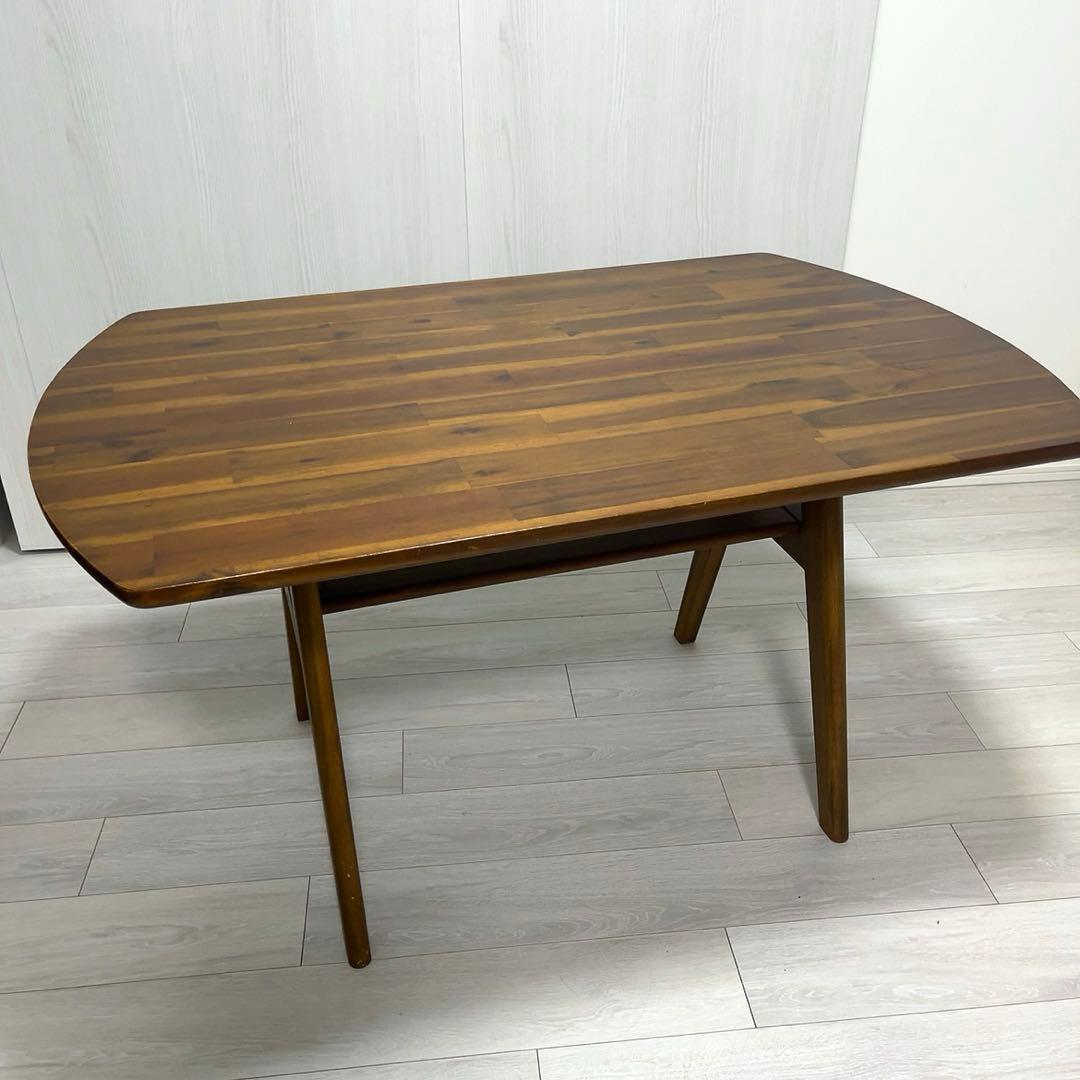 unico ウニコ SWELLA スウェラ アカシア材 ダイニングテーブル