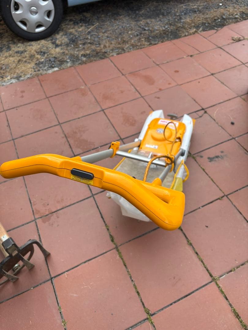 RYOBI LMR-2300 芝刈り機 230mm 替刃１枚お付けします。