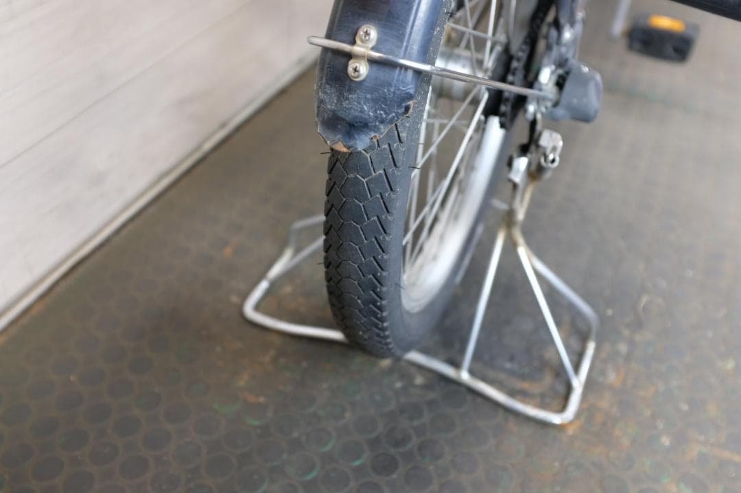 新基準BS アンジェリーノ　20インチ　3段　8.7Ah（4点灯）充電器あり