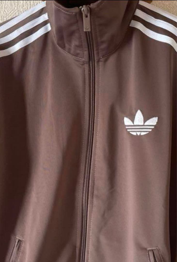 adidas スナイデル トラックジャケット モカブラウン×ホワイト