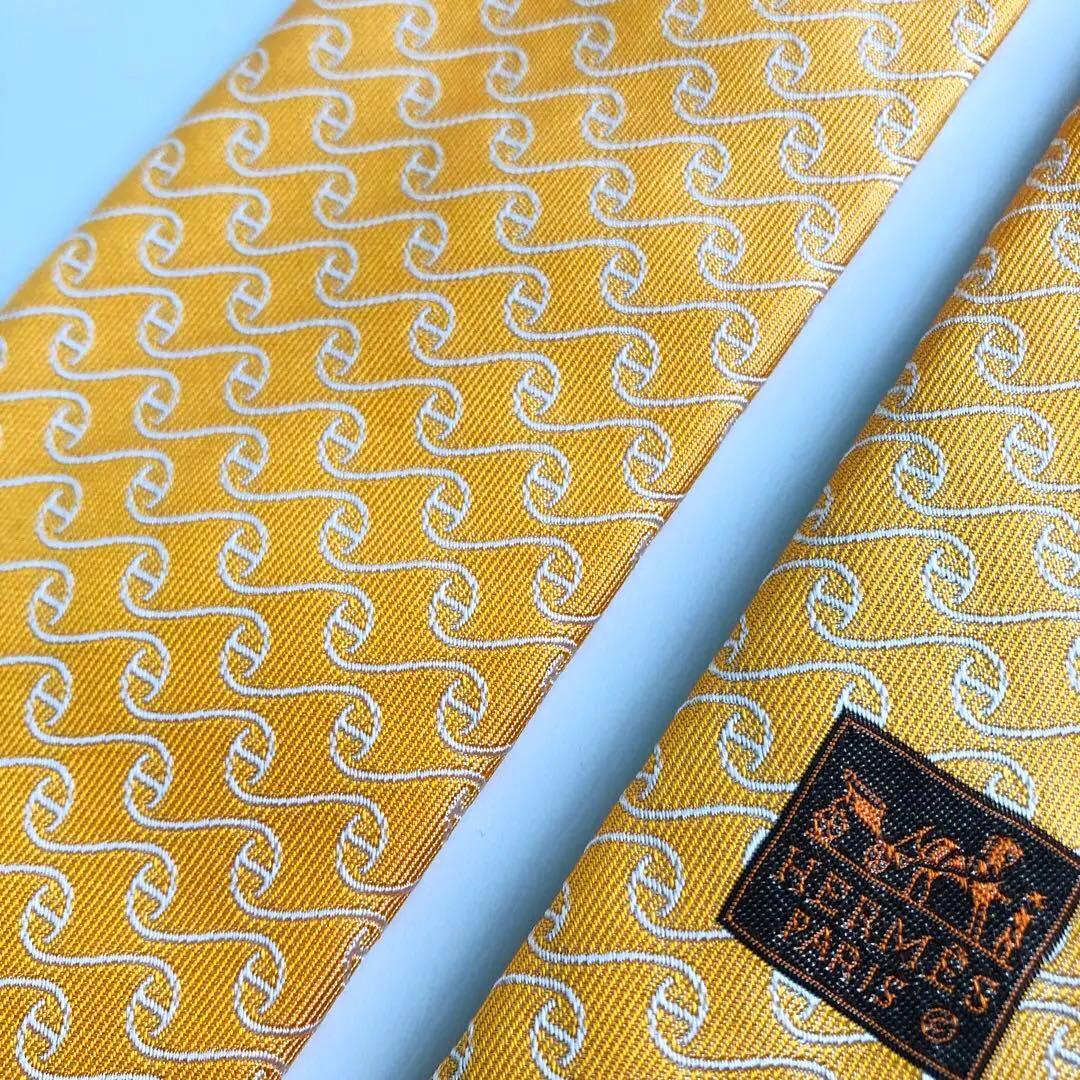 HERMES ネクタイ 紋章柄 オレンジ