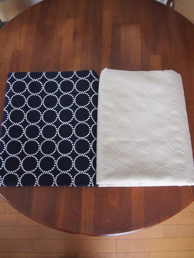 ミナペルホネン ハンドメイド アッシュ スクエア スツール タンバリン 生地