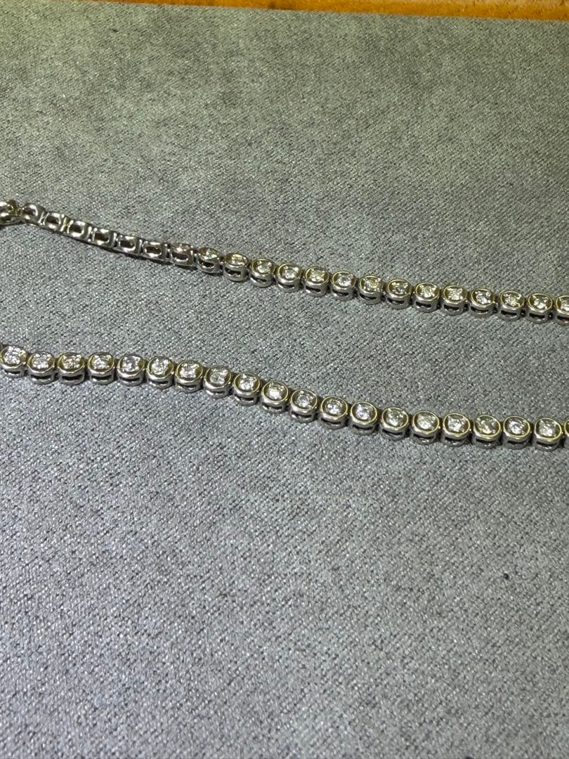 ララポーPT850ダイヤモンド　ラウンドカットクリスタルブレスレット9g