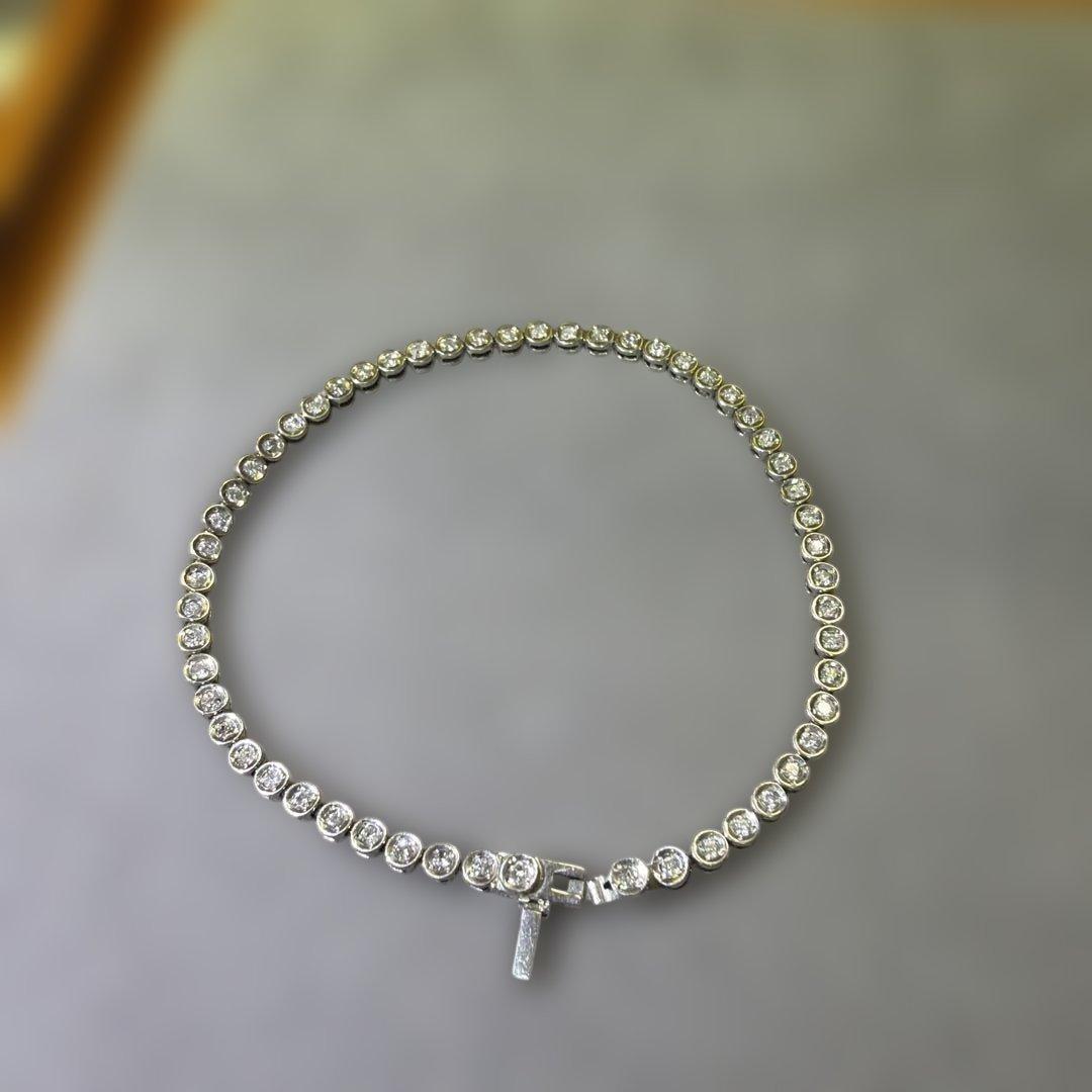 ララポーPT850ダイヤモンド　ラウンドカットクリスタルブレスレット9g