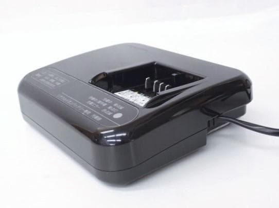 ★清掃済 美品 ブリヂストン アシスト自転車充電器　P5568 B010111