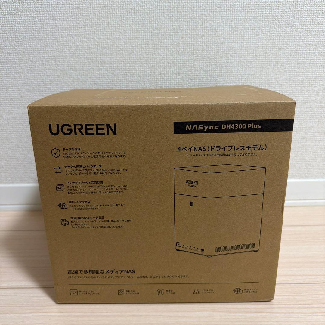 UGREEN NAS DH4300 Plus 4ベイ デスクトップNAS