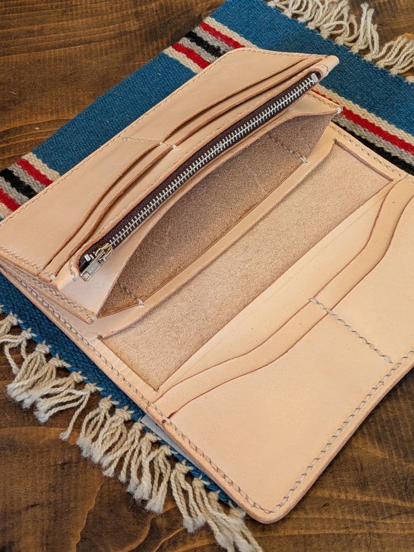 牛革サドルレザー　長財布　ロングウォレット　バイカー　ハンドメイド　ナチュラル