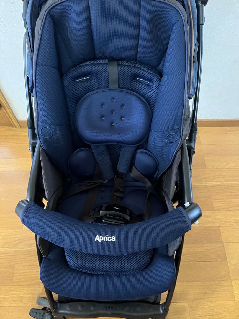 【美品！】Aprica ラクーナ ビッテ クッション 取説有り 2021年