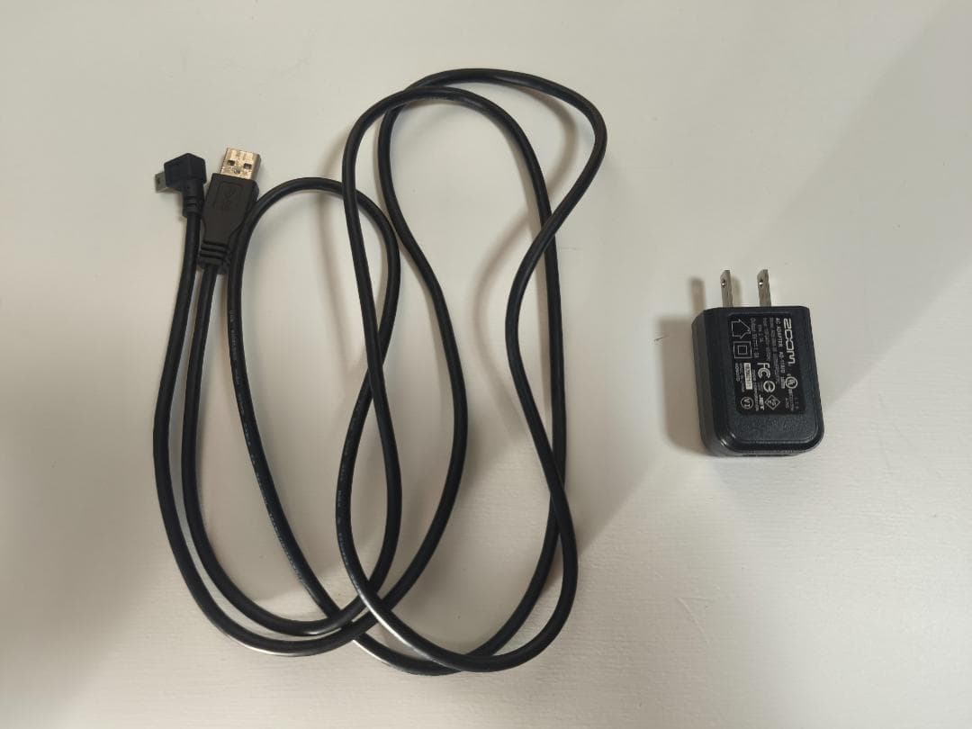 ZOOM Q8 高性能録音機能付きビデオカメラ
