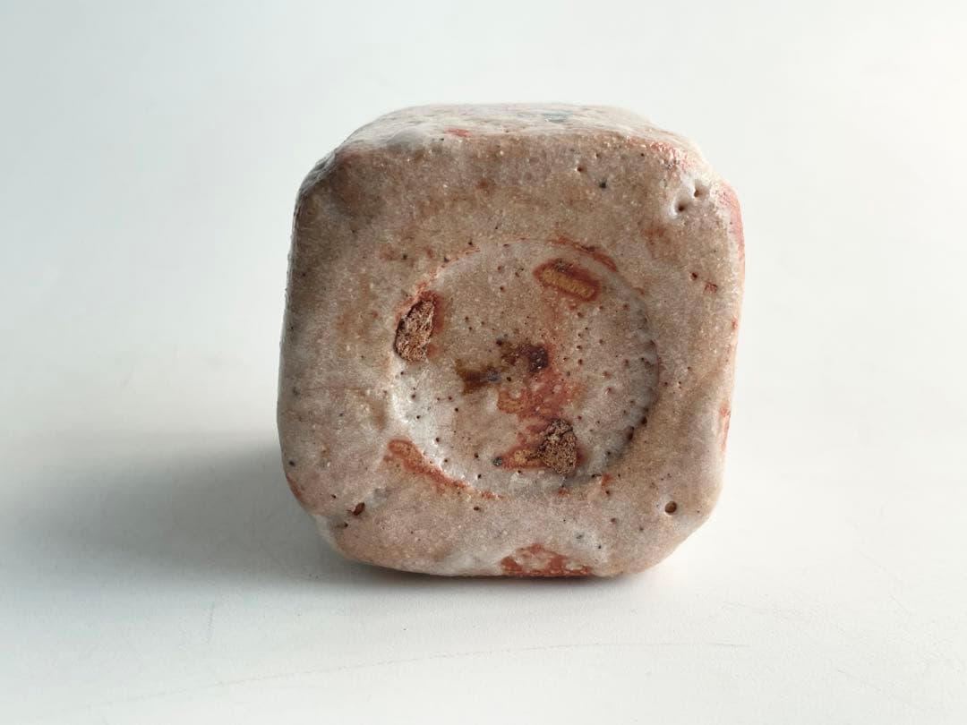 陶芸家　滝川恵美子　志野　四方猪口　ぐい呑　酒器　志野焼　美濃　共箱