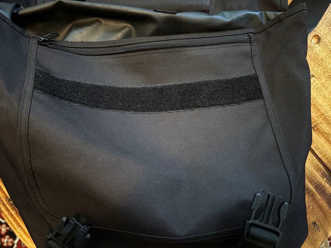 Carhartt メッセンジャーバッグ ブラック
