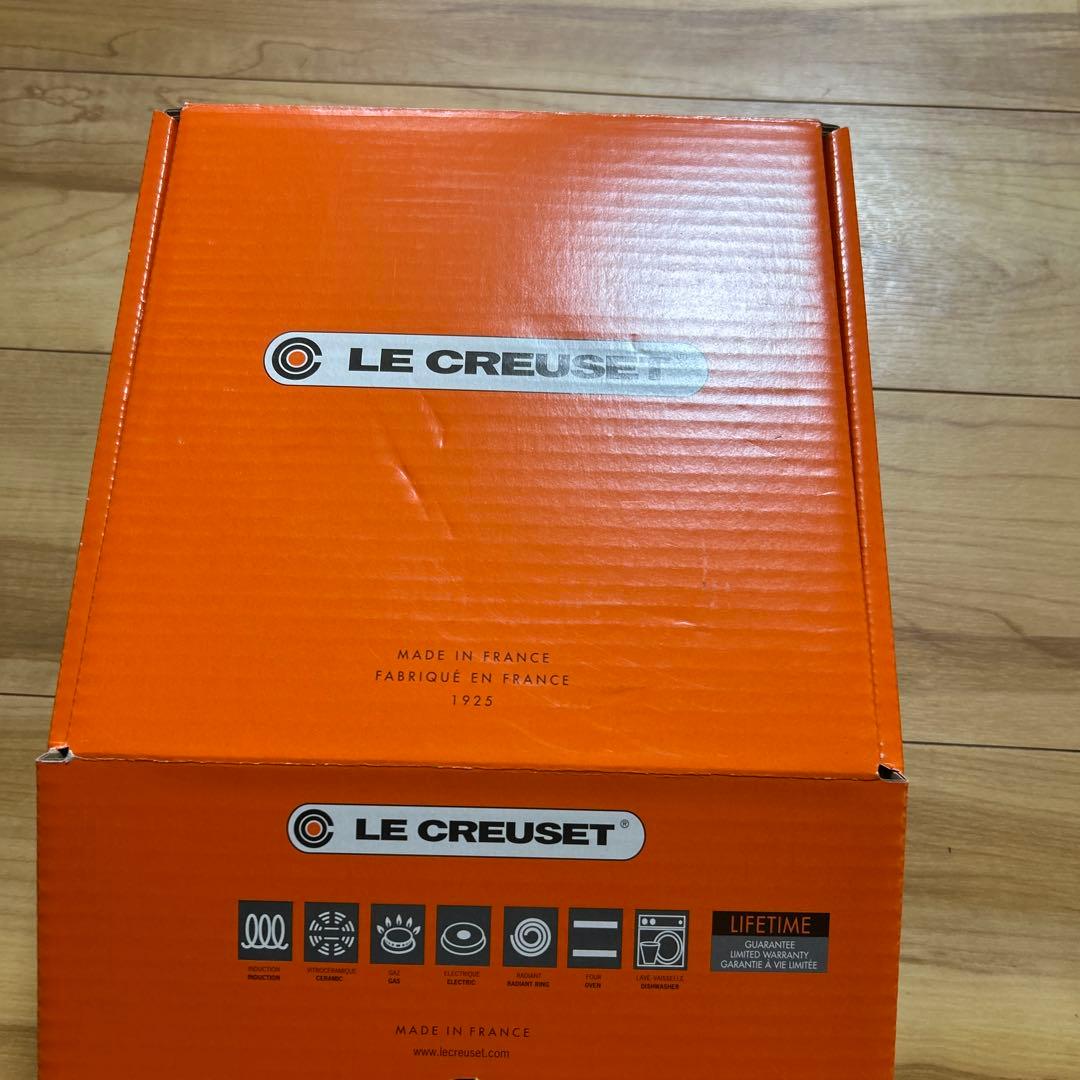 専用です。新品未使用・ルクルーゼ・ココット・ダムールループ・ベリー20㌢