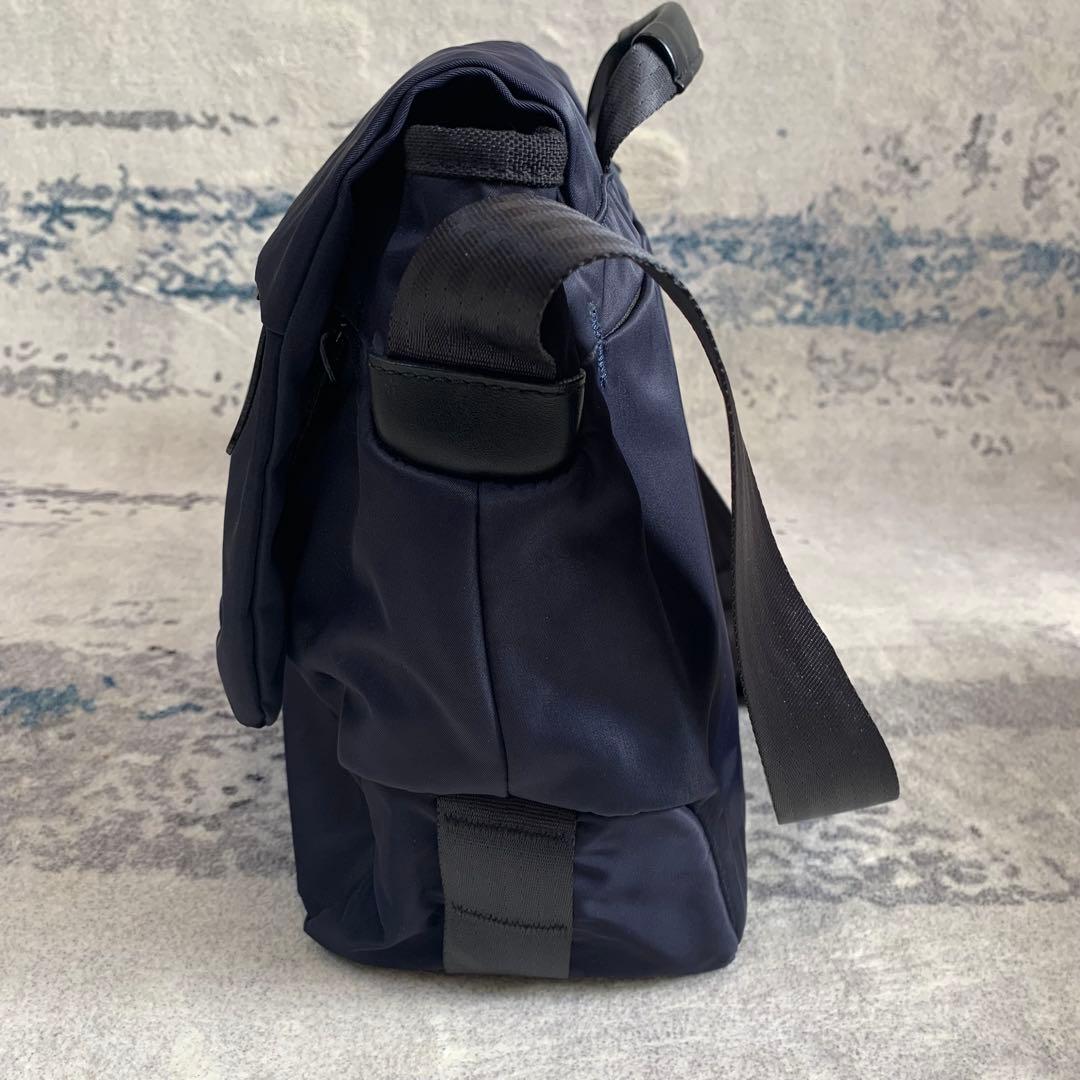 Manhattan Portage BLACK LABEL メッセンジャーバッグ