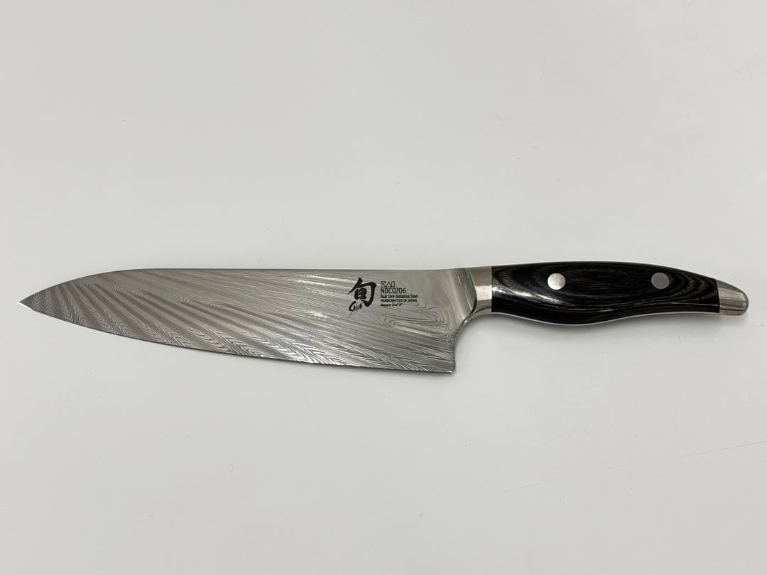 貝印　旬　Nagare　シェフズナイフ　200㎜