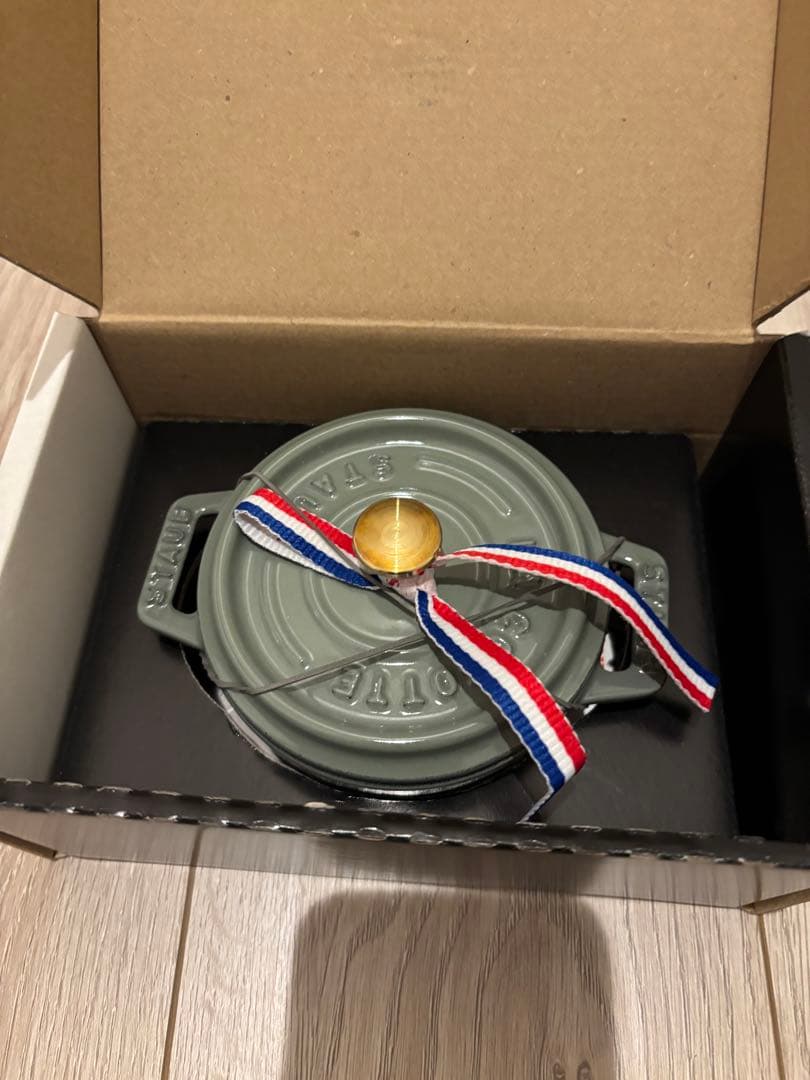 STAUB ラウンドココット ユーカリ